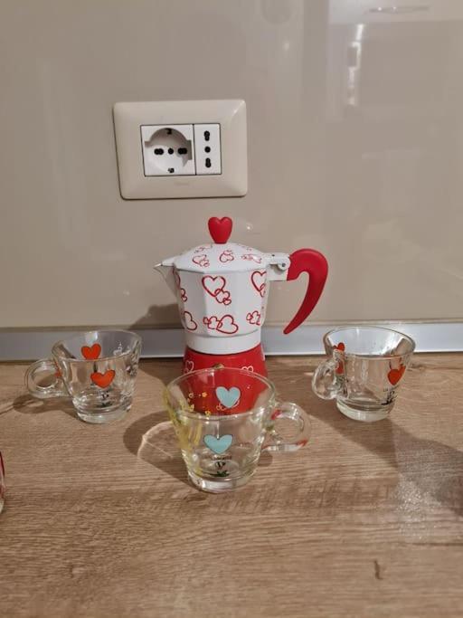 New & Great Located Apartment Near Center 地拉那 外观 照片